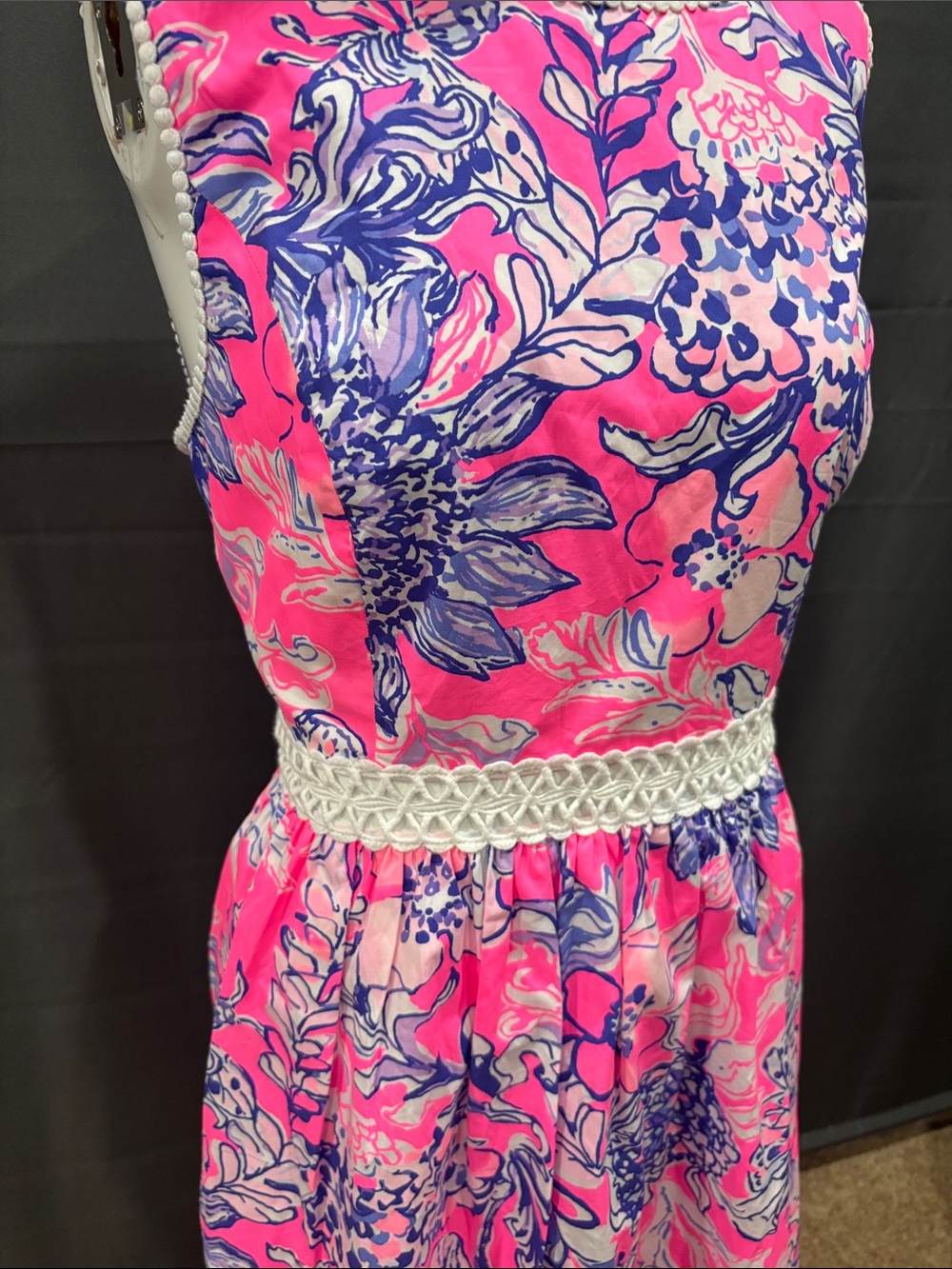 Lilly Pulitzer Alivia Floral Eyelet Dress in Pink Tropics Print 10 /12 - Picture 8 of 13
